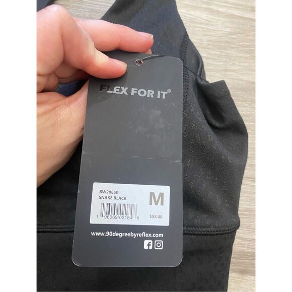 90 Degree by Reflex NWT Snake Black Sports Bra, Sz Medium, MSRP $54 - Picture 7 of 10